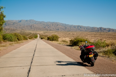 Día 102 Mendoza – Santiago. Cachay, huevon como estai, pues bien, no ve que volví a chi chi chi le le le