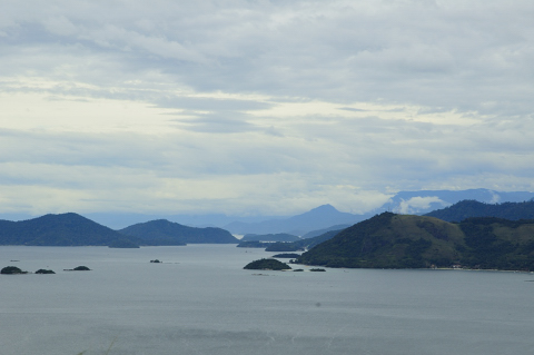 Día 187 Ilha Grande - Paraty, Señora y Vómito