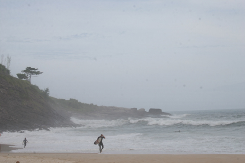 Los surfistas son quienes más la disfrutan