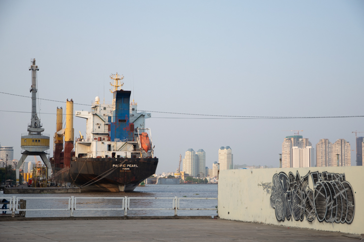 Naviera en el río Saigón