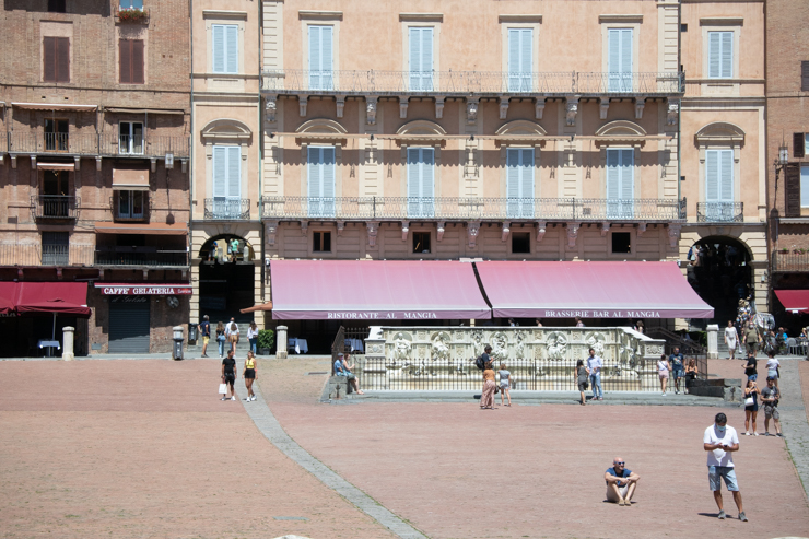 Edificios de la piazza del campo