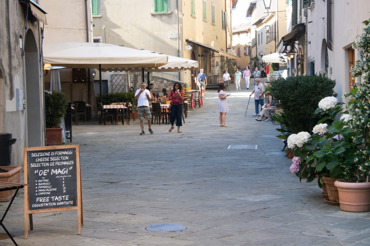 Calle principal de Rada in Chianti