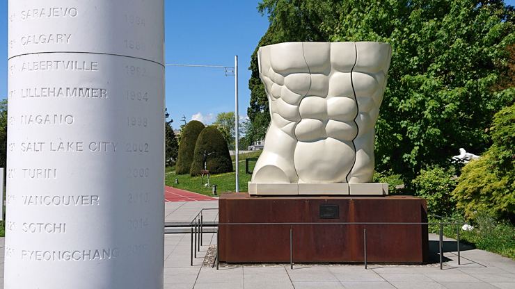 No se cuando hicieron una escultura de mi six pack para el museo olímpico!